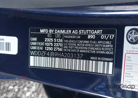 2017 Mercedes-Benz E 300 из США, поврежденный, VIN WDDZF4JB9HA203137